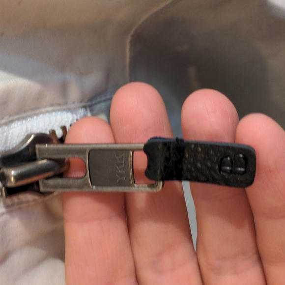 B by Burton snowboard pants - Picture 4 of 11